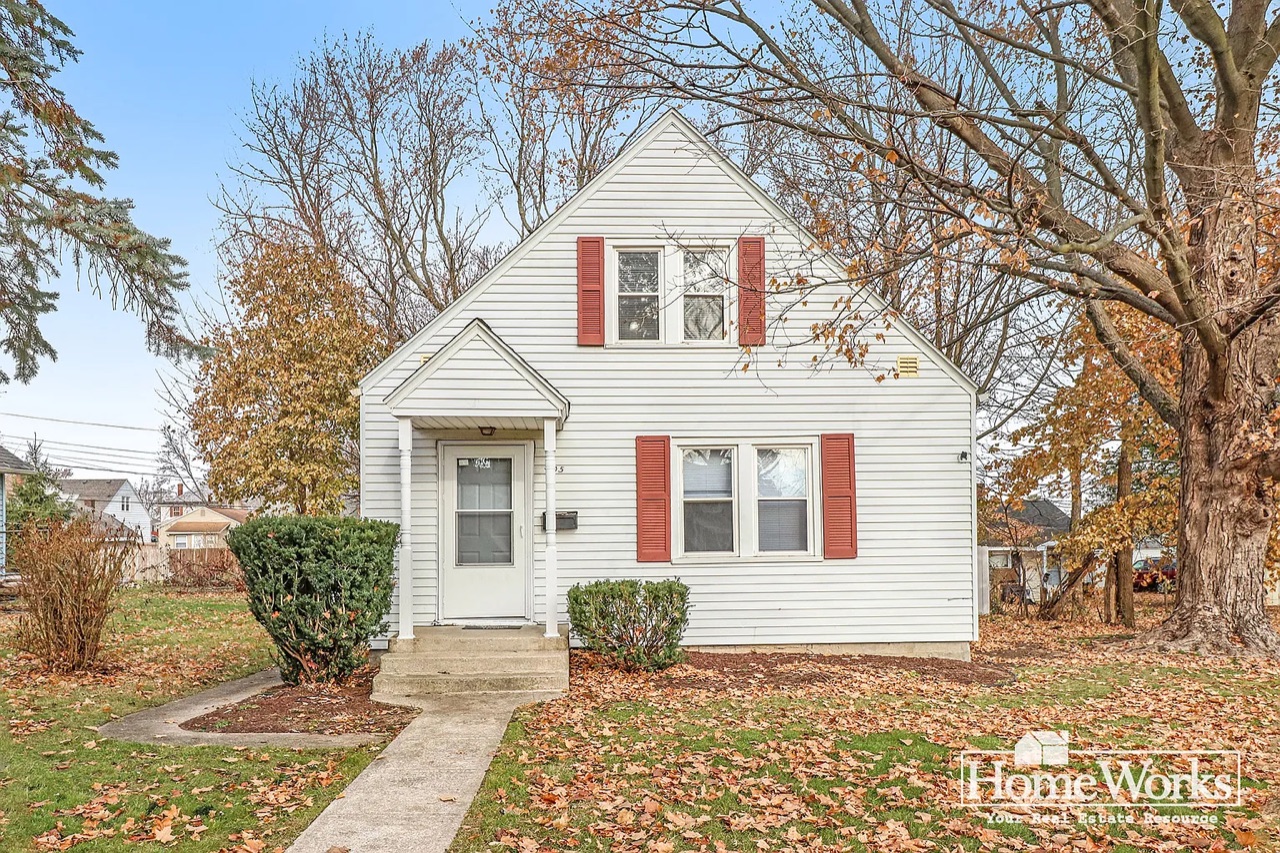 405 E Woodside St, South Bend